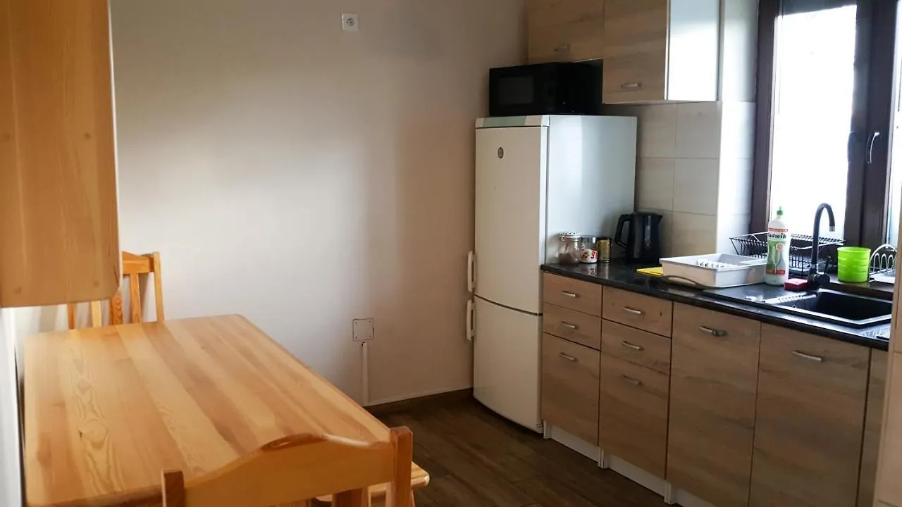 Noclegi Pod Debem Скавина